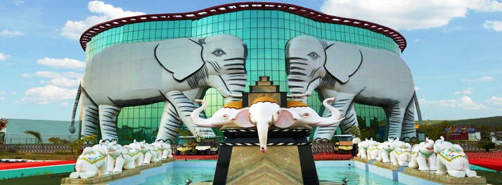 705/The Shining Magic Grand (SMG) Resort - Sirsa 02.jpg